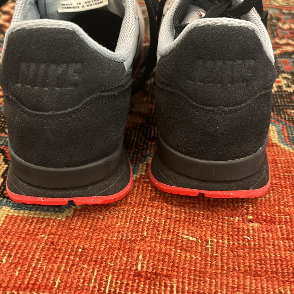 Nib Custom Designed Nikes - image 6